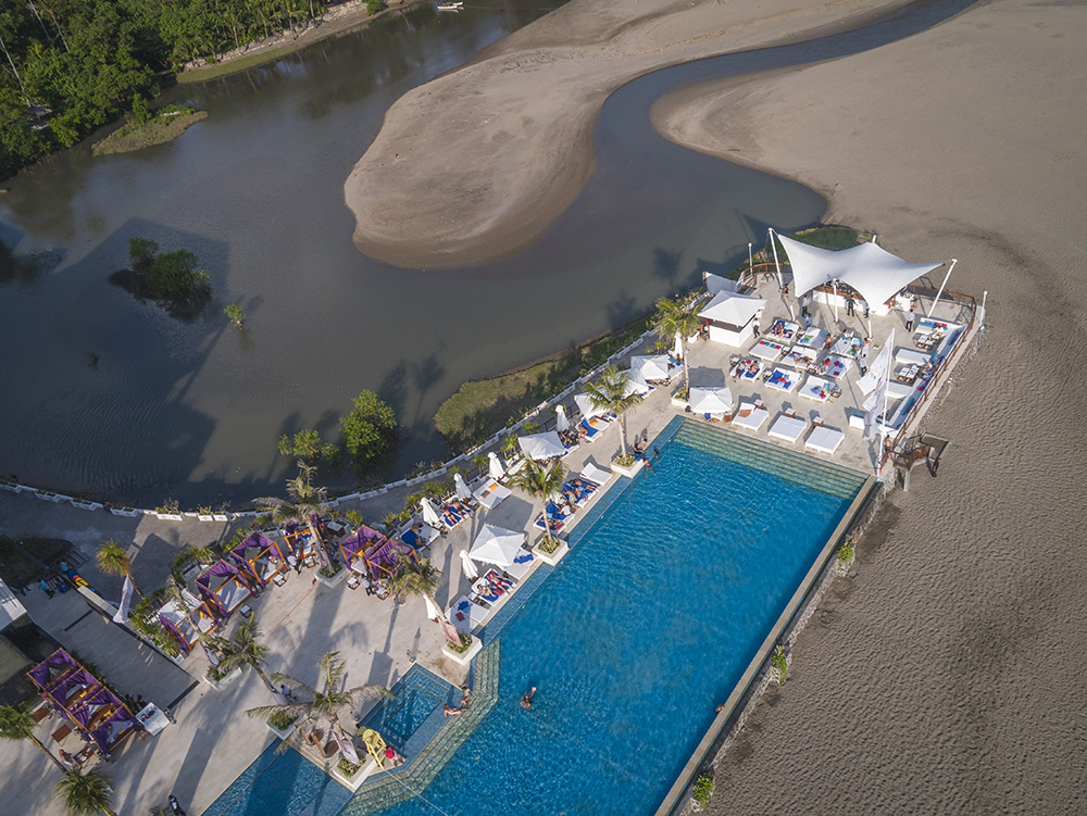 Bali Hotels, Villas, Tours and Travel Guides: Lv8 Resort Hotel's Photo Galery