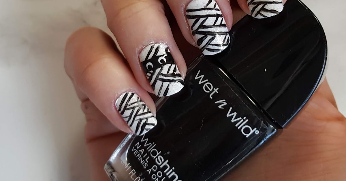 Manicure Monday Halloween Monster Mummy Nails See The World In Pink