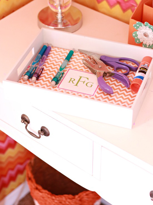 IHeart Organizing: UHeart Organizing: Simple Desk Solutions for Children