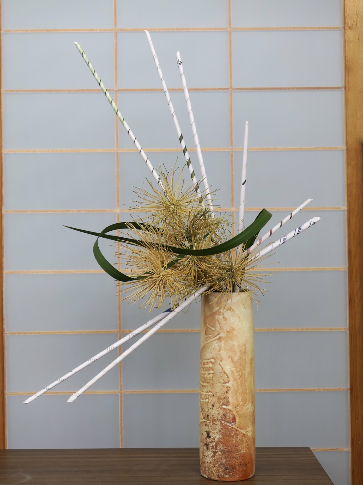 ROADSIDE IKEBANA PAPER