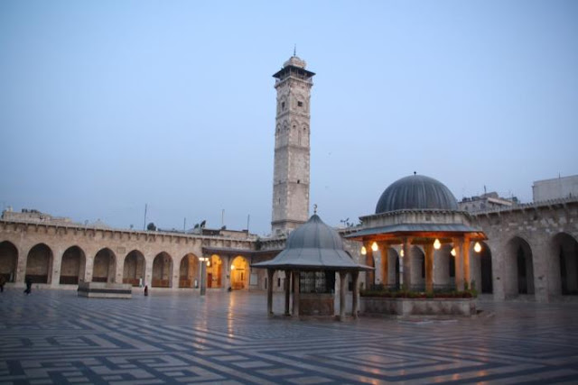 Menyusuri Aleppo, Inilah Permata Cantik Suriah Sebelum Hancur Lebur Seperti Sekarang Menyusuri Aleppo, Inilah Permata Cantik Suriah Sebelum Hancur Lebur Seperti Sekarang