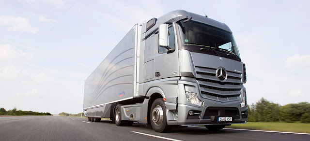  Daimler Trucks