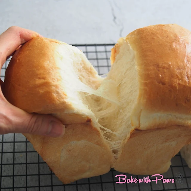 Soft and Fluffy White Sandwich Bread