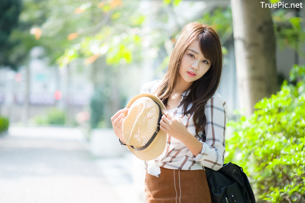 Taiwan Social Celebrity - Sun Hui Tong (孫卉彤) - A Day as Student Girl ...
