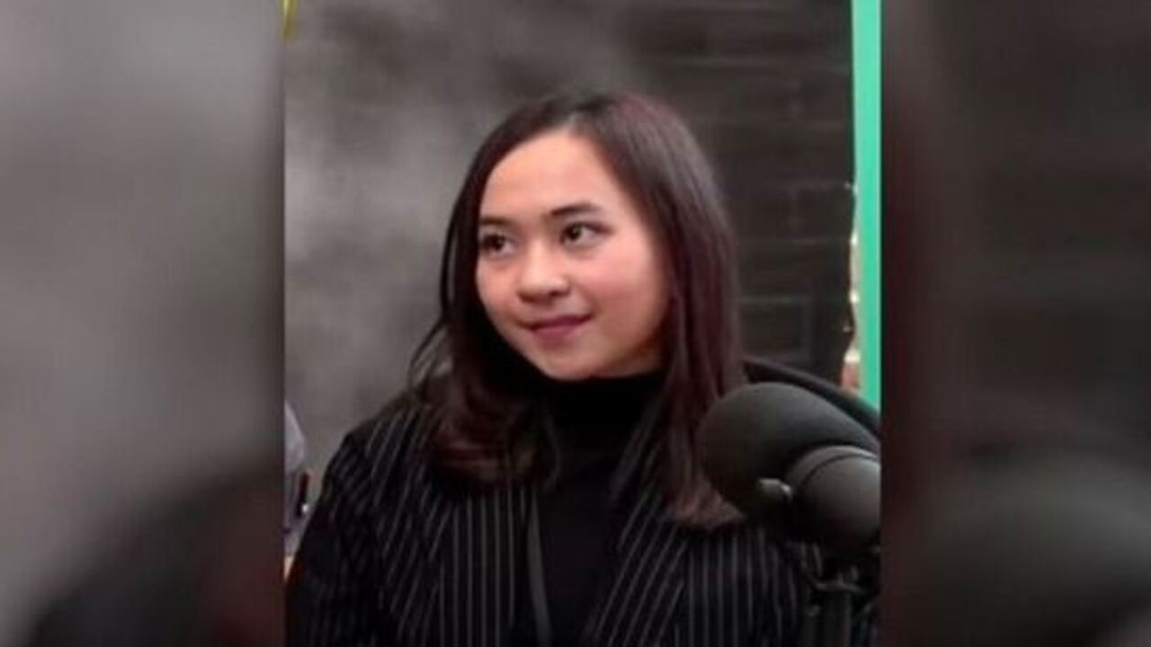 CHELSIE MONICA, PEMAIN CATUR CANTIK TAPI JOMBLO