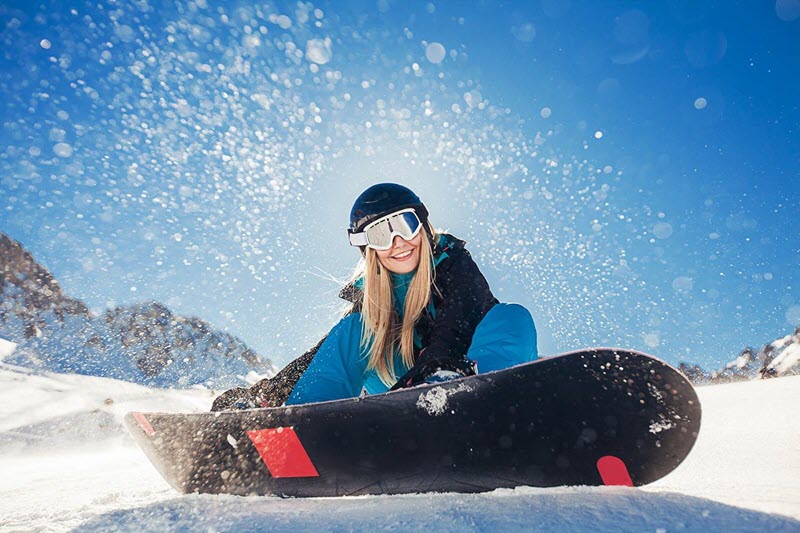 Top 10 Snowboarding Resorts For Beginners