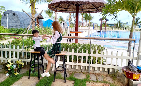 khu vực hồ bơi nước ngọt trong dự án khu nghỉ dưỡng happy garden Hồ Tràm