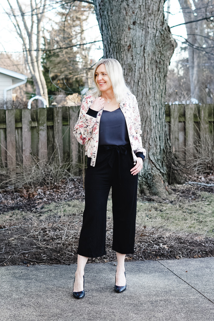 how to wear paper bag pants to office