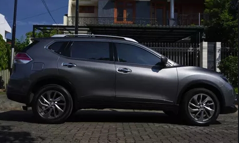 Nissan X-Trail 2.5 A/T Nissan X-Trail 2.5 A/T