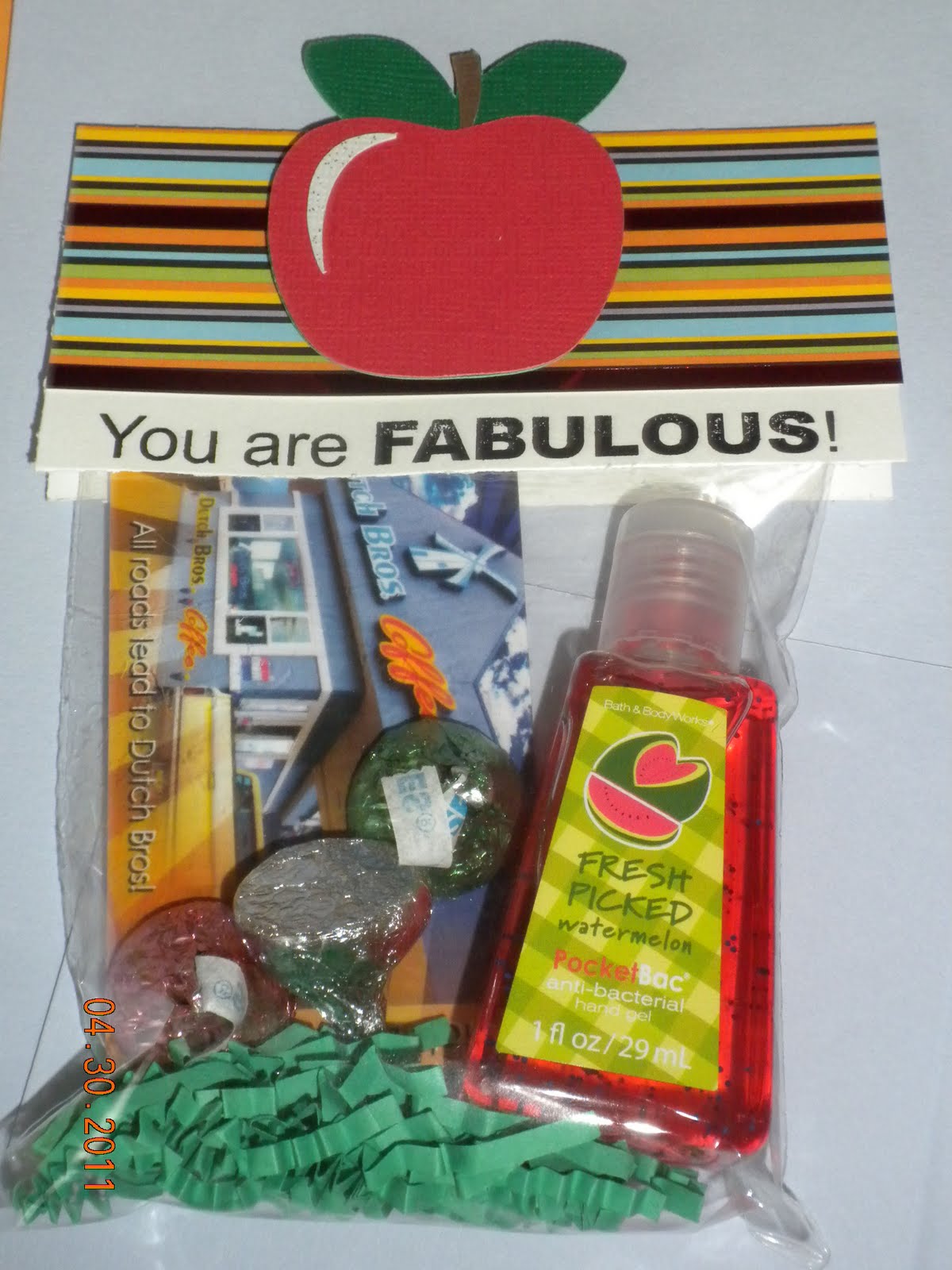 Cupcakes and Cards! Teacher Appreciation Week Gift Bags!