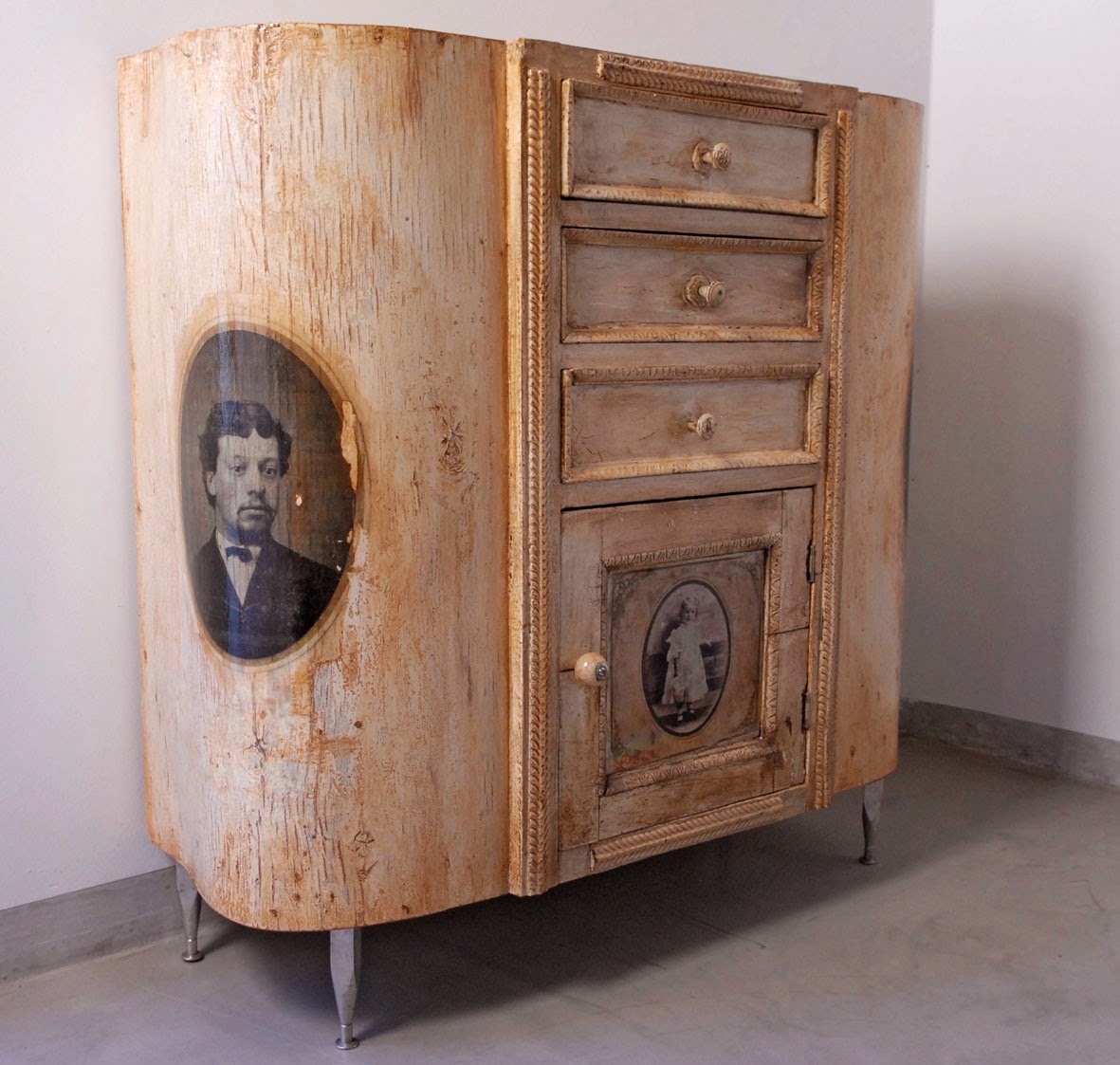 UTOPIA: Mueble curvo. - VENDIDO