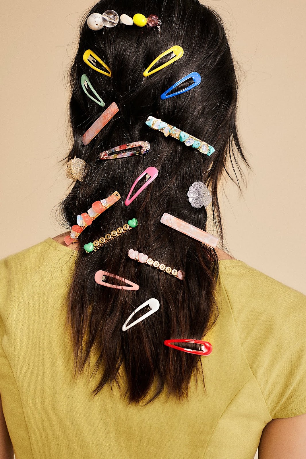 Top 5 Hair Accessories for Summer 2022 - StyleSpeak