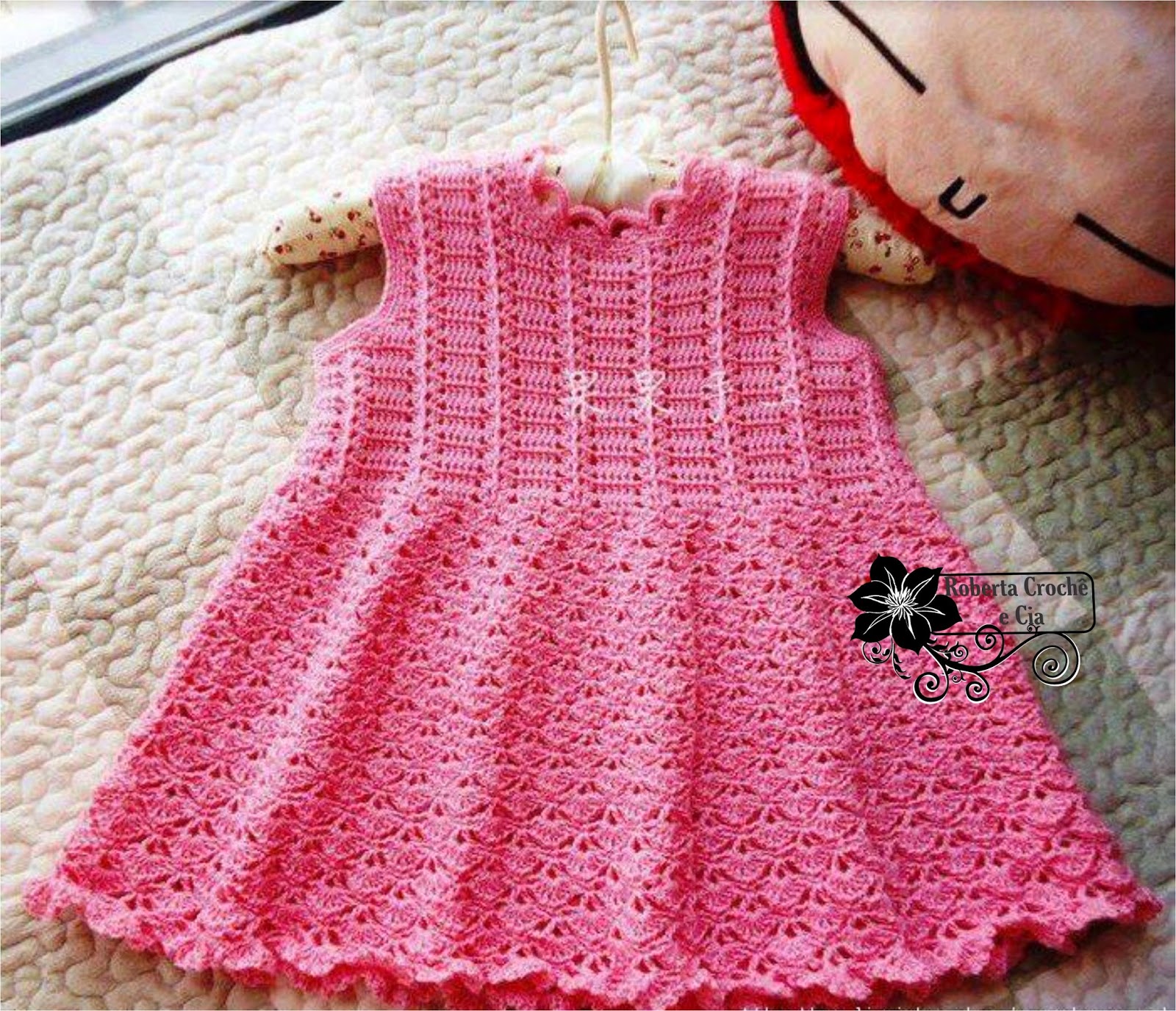 Vestido de Crochê infantil com Gráficos - Passo a passo  Crochet baby  patterns, Crochet baby dress pattern, Crochet baby dress