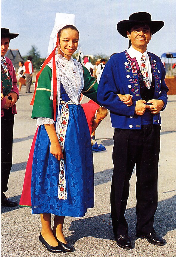 Франция национальная одежда Франция национальная одежда