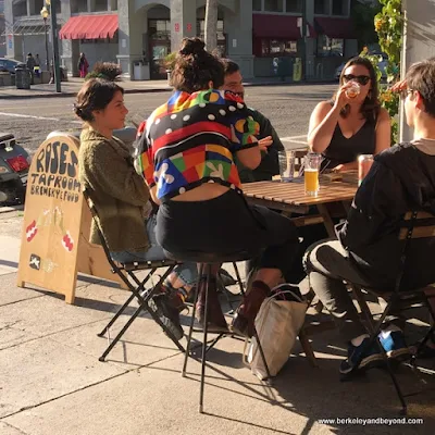 sidewalk seating at Rose's Taproom in Oakland, California
