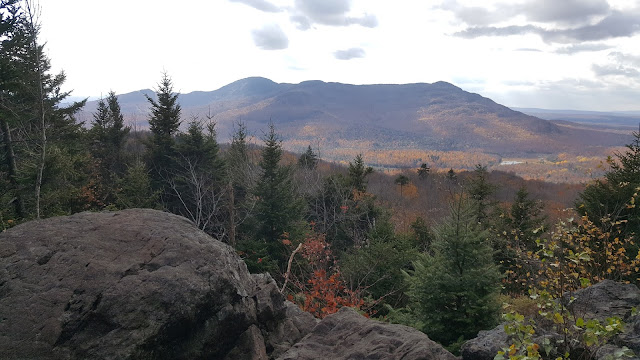 Sentier de la boucle du mont Chauve