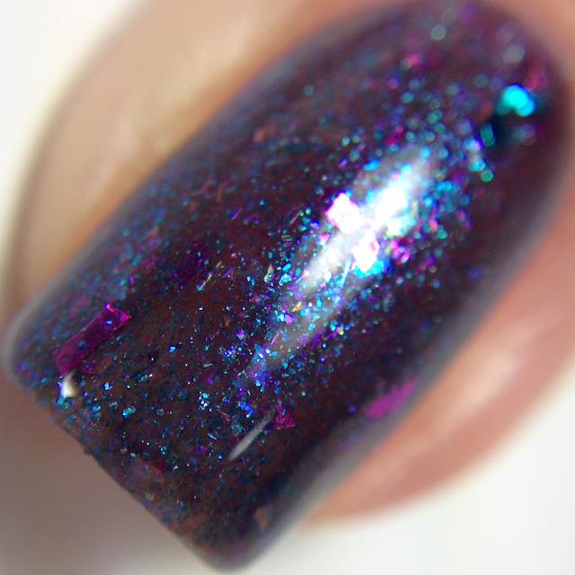 Aurora Nail Lacquer-I'm So Drunk I'm Seeing The Northern Lights