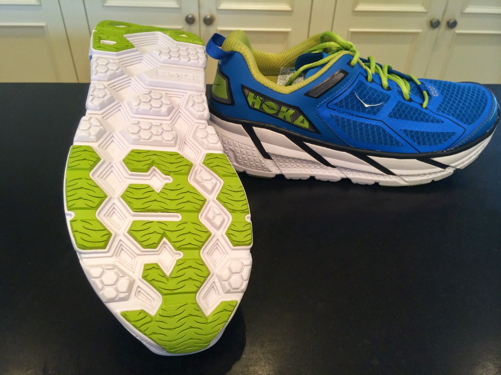 hoka one one clifton 1