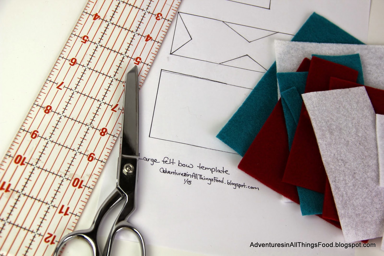 फोलिया DIY फेल्ट शीट्स - 10 का पैक, भूरा, 1 मिमी मोटा, 20x30 सेमी, क्राफ्ट के लिए चिपकने वाला पदार्थ रहित