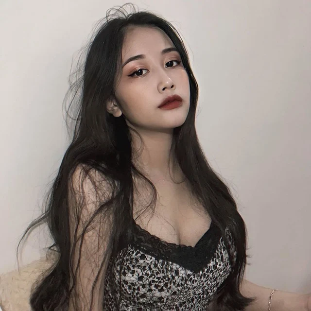 Nét quyến rũ đầy cá tính của nữ sinh Đắk Lắk Nét quyến rũ đầy cá tính của nữ sinh Đắk Lắk