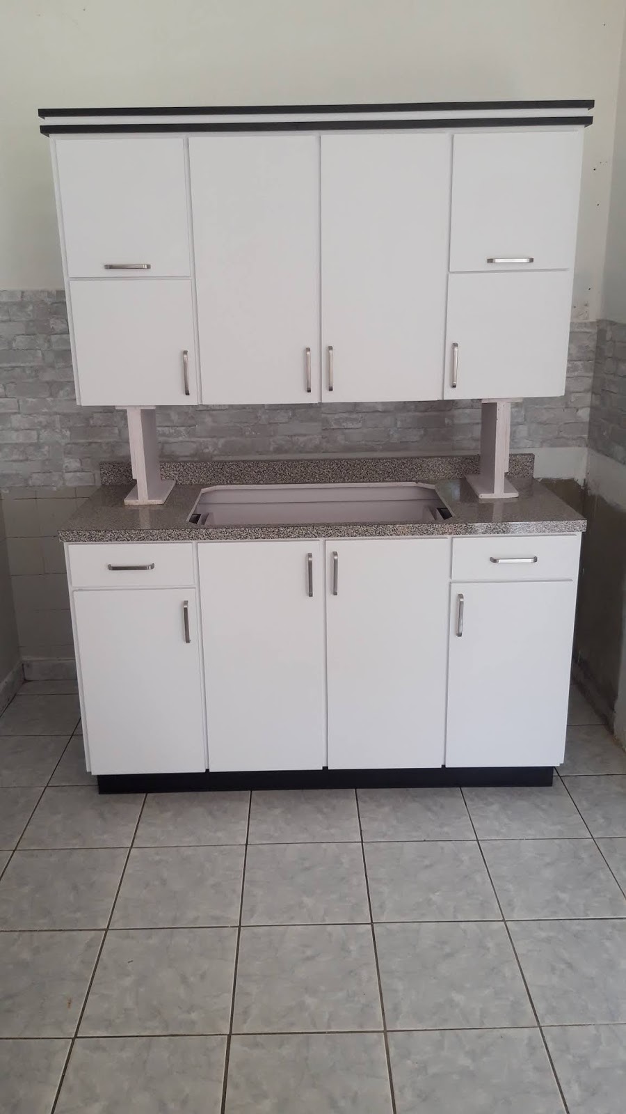 Gabinete 5`pies : Color blanco en pvc