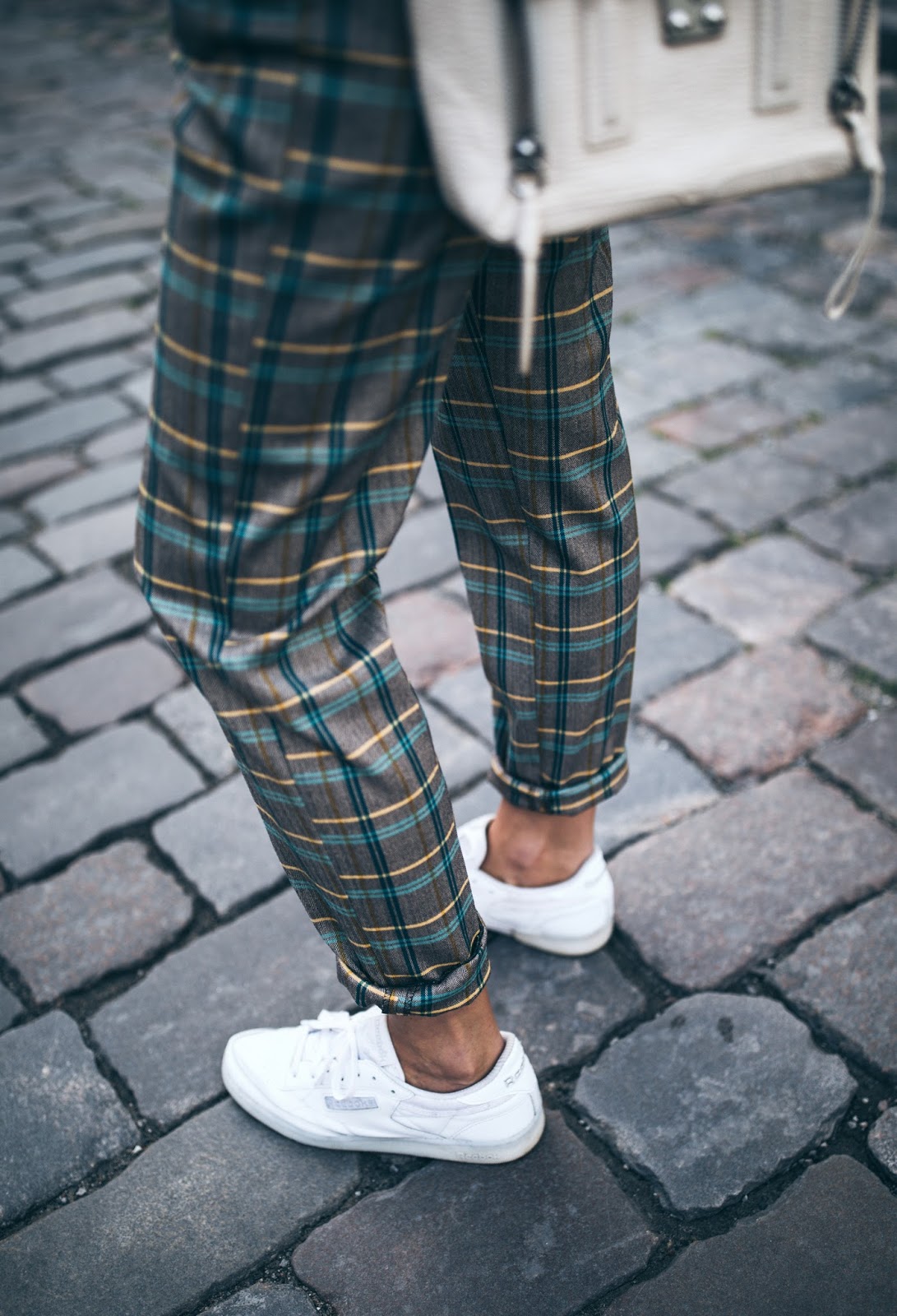 HOW TO WEAR THIS SEASON'S BIGGEST TREND THE CHECKED PRINT Kristjaana