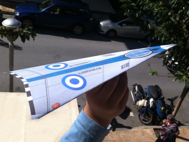 Χάρτινη Σαΐτα – Ελληνική Πολεμική Αεροπορία