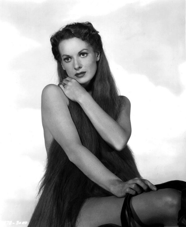 Photos nude o maureen hara Maureen O'Hara