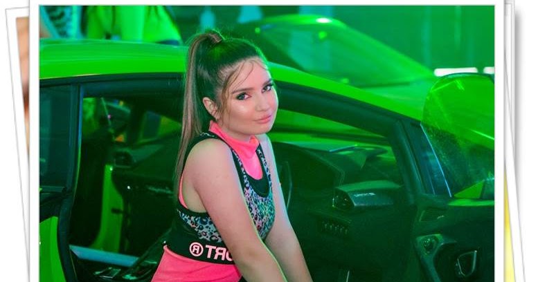 Biografia ROXANA COZMA noua revelatie a muzicii spune GIVE Biografia ROXANA COZMA noua revelatie a muzicii spune GIVE