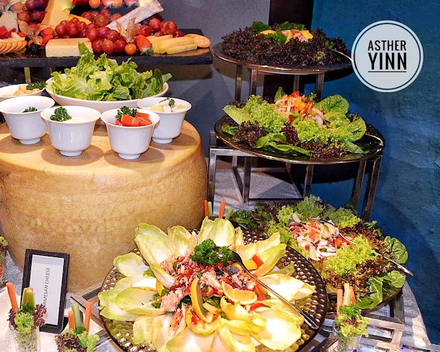 ASTHER YINN: Christmas Buffet | A Traditional Christmas Celebration
