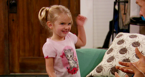 tumblr_mclu7e4QZL1rcr975o1_r1_500.gif