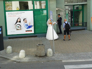 bankomat, para młoda, sesja fotograficzna, Świętojańska Gdynia