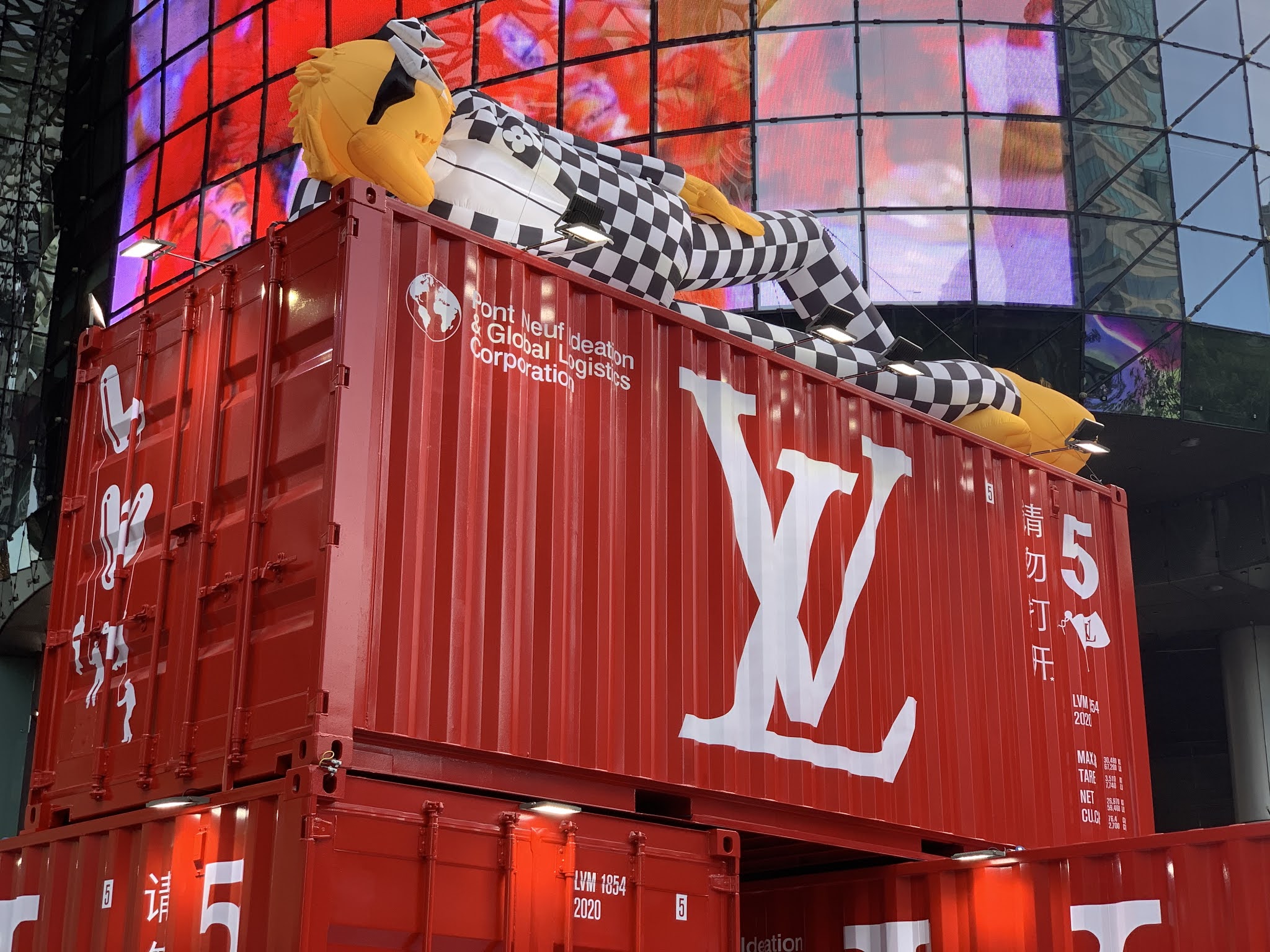 Louis Vuitton Reunites With Yayoi Kusama for Cruise 2023 - The Vault