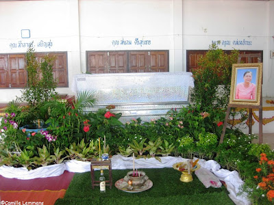 Funeral at Wat Plai Laem