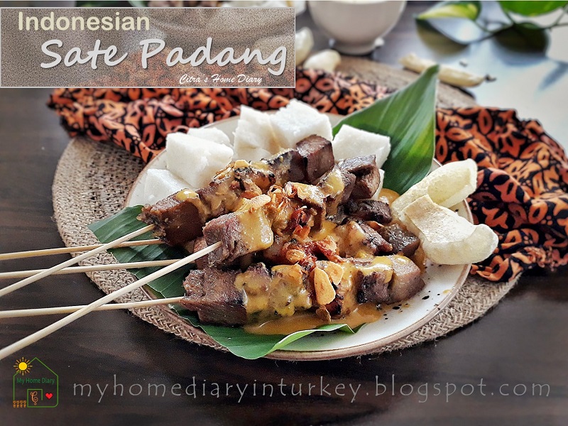 INDONESIAN FOOD RECIPE; SATE PADANG / Padang style Satay | Çitra's Home Diary. #Indonesiansatay #satayrecipe #Padangstylesatay #resepsatepadang #anekasate #resepsate #satayrecipe #satayfoodphotography #chickensatay #offalrecipe #endonezyamutfağı