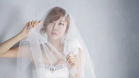 Choi Byul-I – White One Shoulder Mini Dress