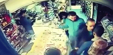 46497115899332780.gif