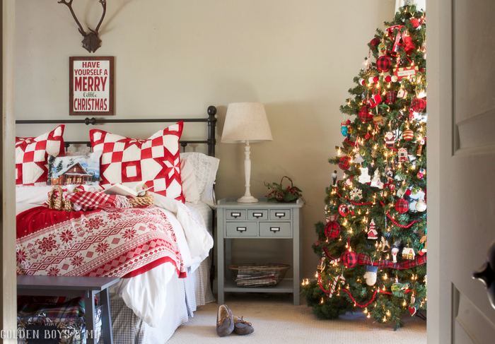 Red and White Christmas bedroom with star quilt - Golden Boys and Me Holiday Home Tour 2017