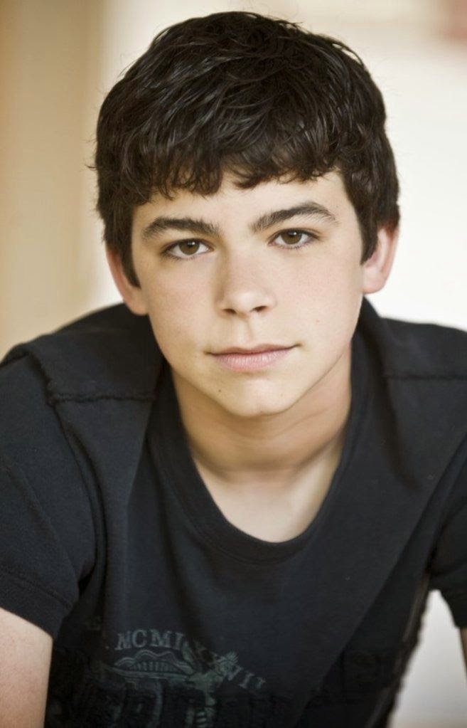 16yr old boys haircut. 16 old boy. эйдан бойс. чарльз вандерваарт 13 лет. прическа для подростка мальчика.