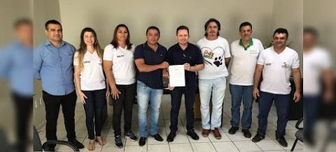 Patos dará apoio aos carroceiros, disciplinando-os no trânsito e locais para destinação das cargas