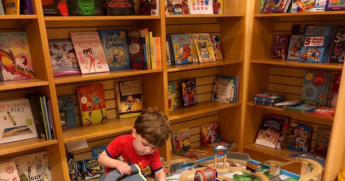Barnes & Noble VB Train Table Toddlin' Around Tidewater