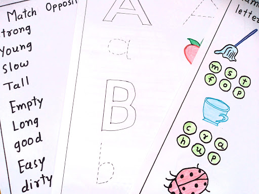 UKG Worksheets English | Part 1