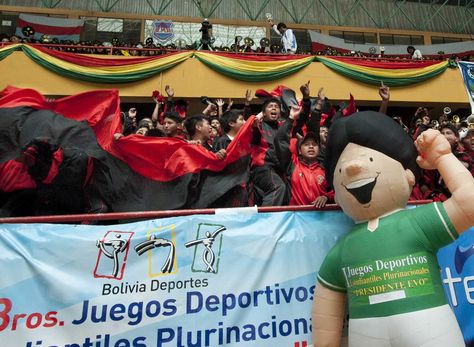 El régimen de Morales generó un culto a la personalidad propio del comunismo / ARCHIVOS