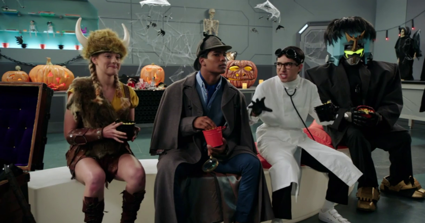 power rangers beast morphers striker saber