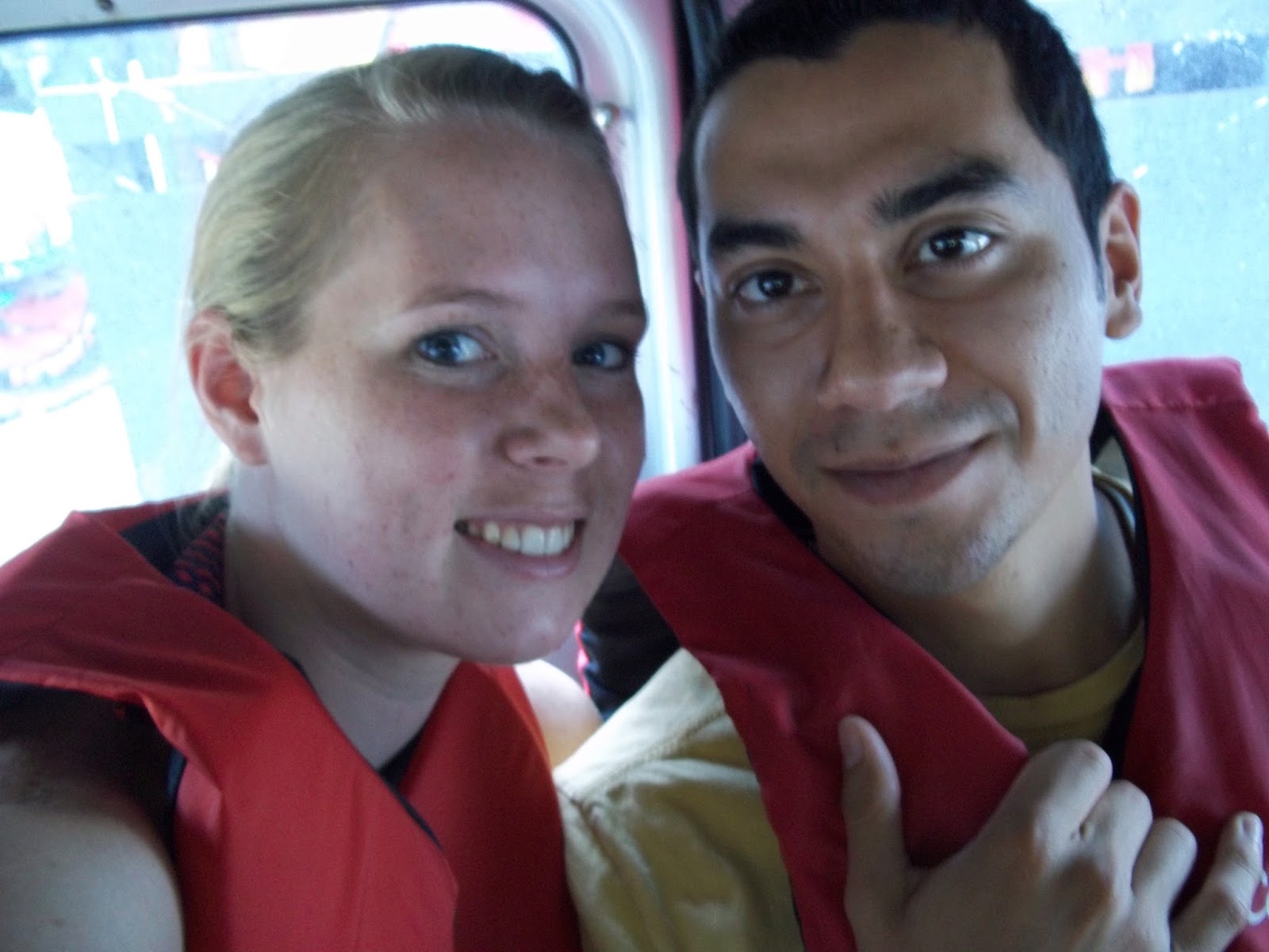 Las Aventuras de Jamir y Amy Tubing Provo River...Check!