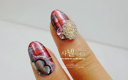 nail saranail checkered checked