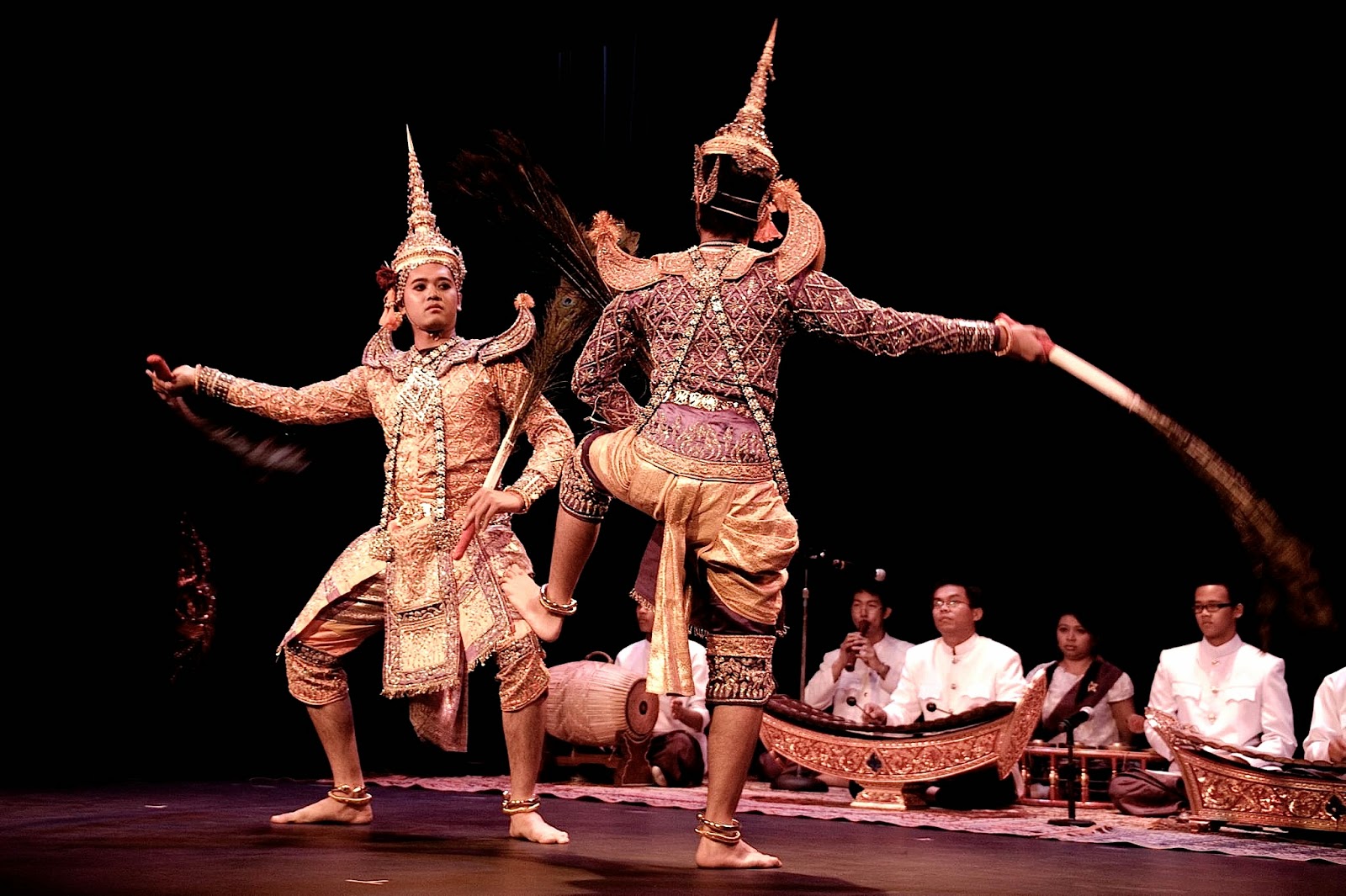 L.A. NOW & THEN: FALL IN LOVE WITH THAILAND IN L.A.: 22nd Annual Thai