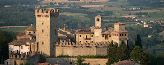 Borgo Medievale di Vigoleno - Piacenza. Meta idelae per gite e vacanze in Emilia