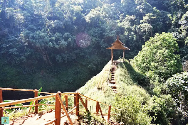 Tad Yuang, Laos