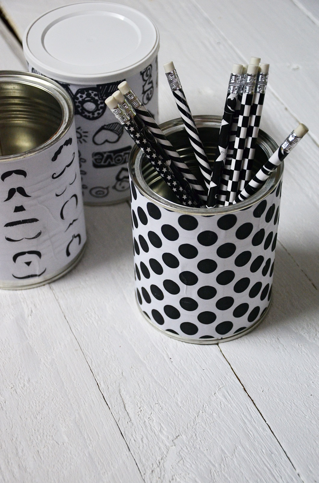 DIY przybornik z puszki po mleku. Od inspiracji do realizacji